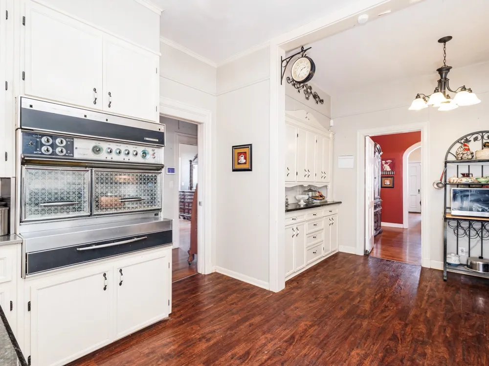 1016 W Walnut Coleman, TX 76834