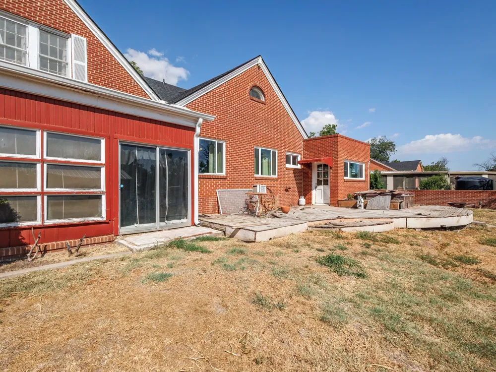 1016 W Walnut Coleman, TX 76834