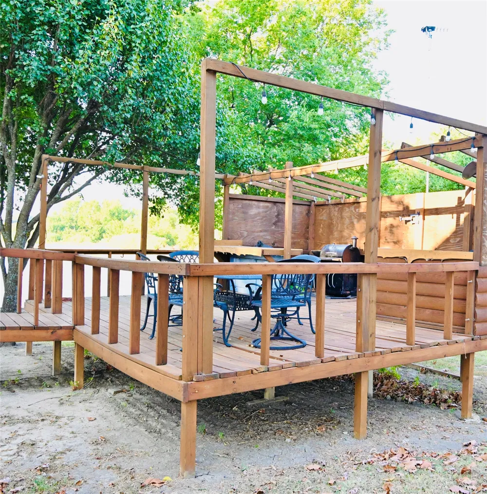 17311 Hwy 82 E Honey Grove, TX 75446