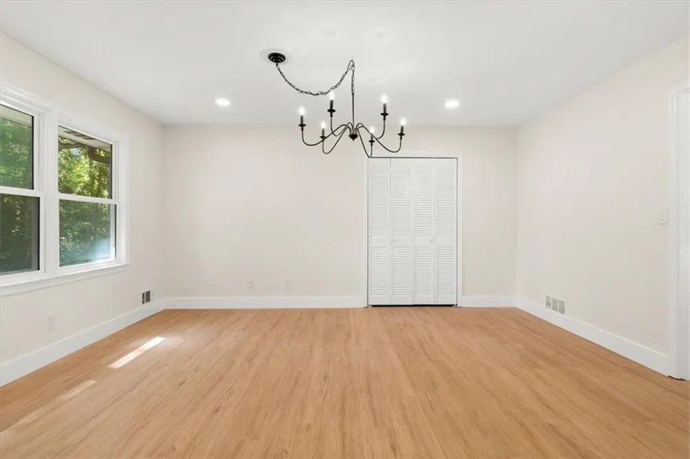 2177 E Chester Circle SE Conyers, GA 30013