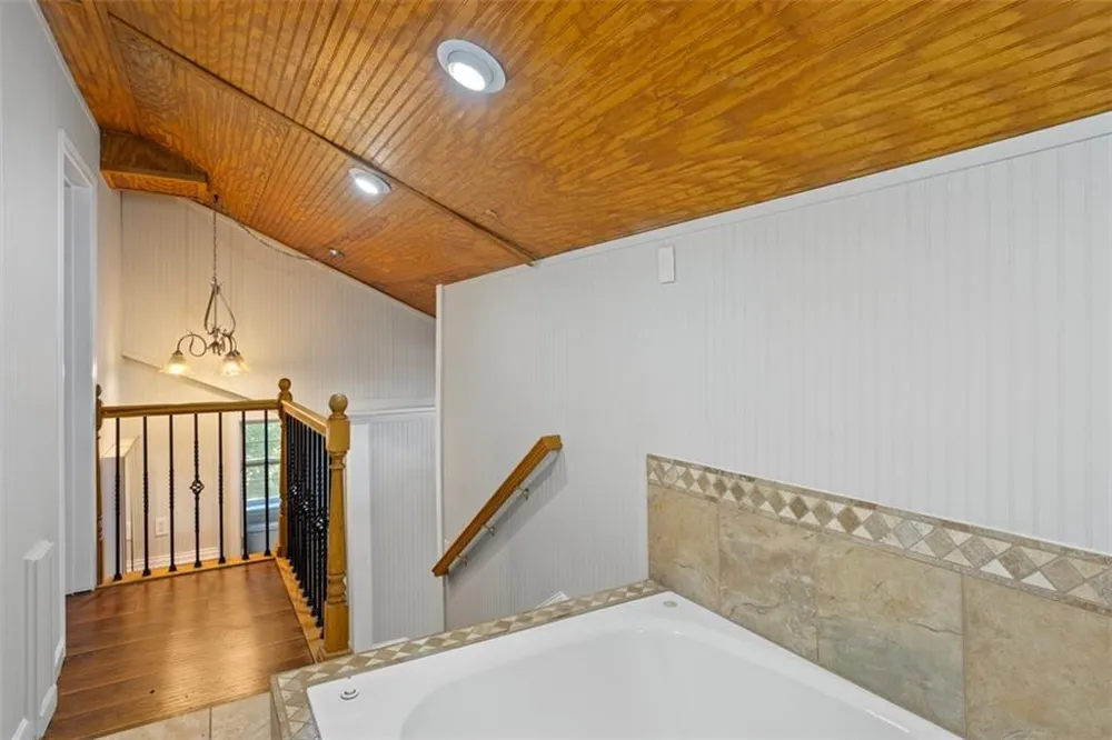 263 Mountainview Circle #A Canton, GA 30115