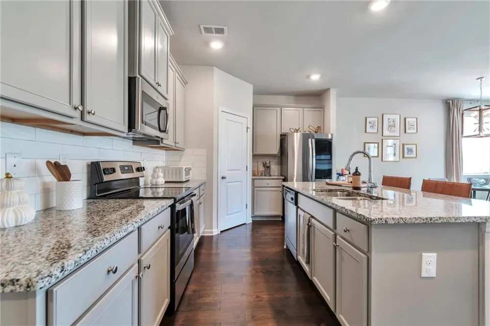 1536 Bassett Street Stone Mountain, GA 30083