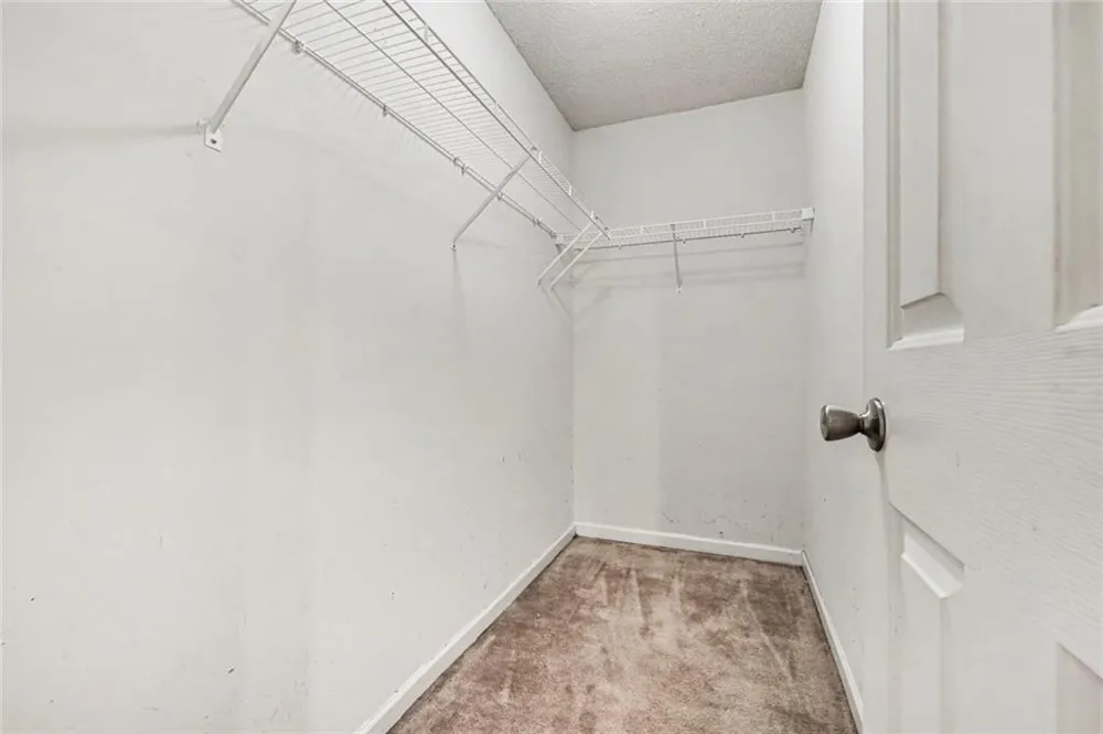 4967 Wolfcreek View College Park, GA 30349