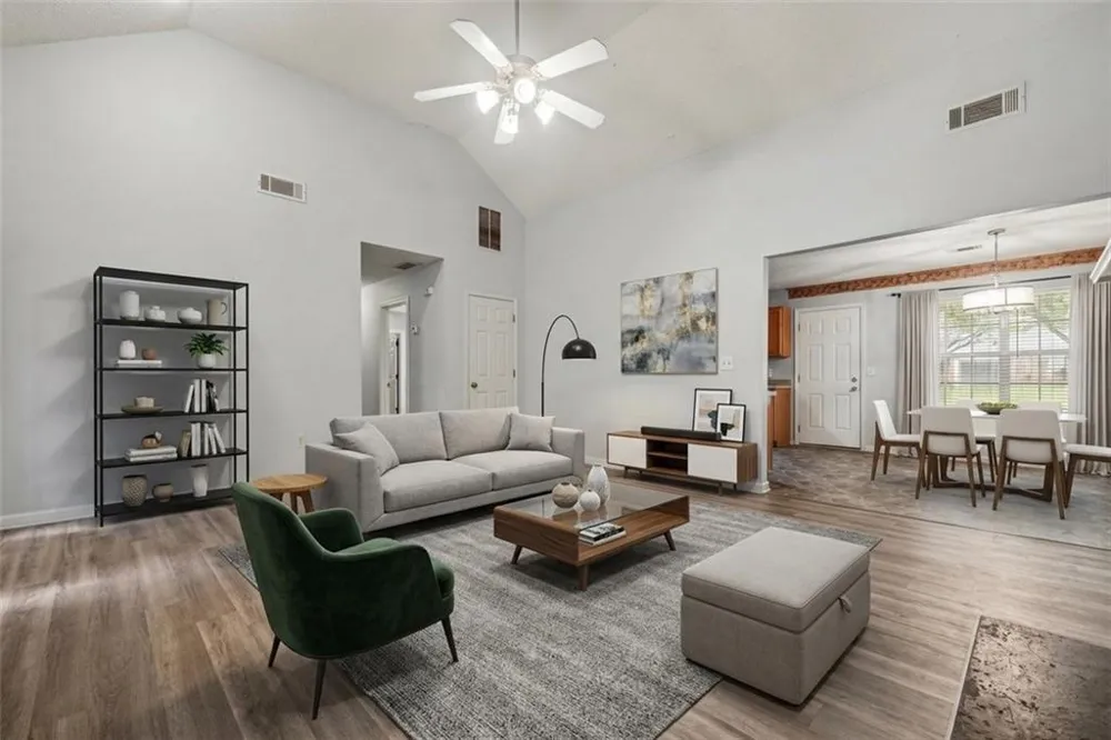 4967 Wolfcreek View College Park, GA 30349