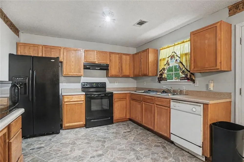 4967 Wolfcreek View College Park, GA 30349