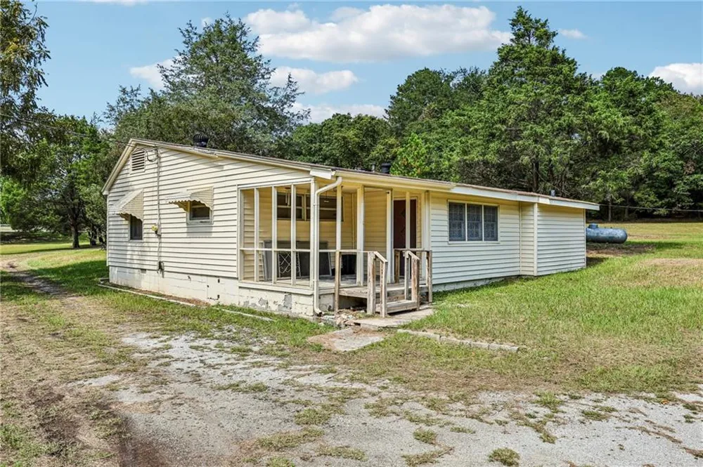 8799 Pleasant Hill Road Lithonia, GA 30058