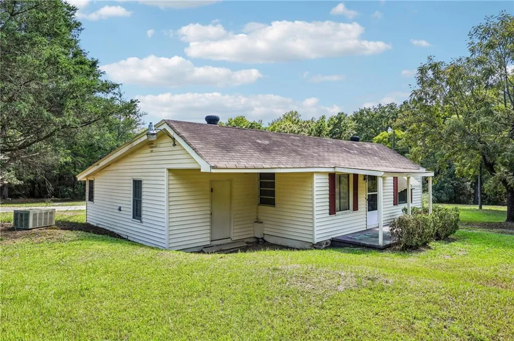 8799 Pleasant Hill Road Lithonia, GA 30058