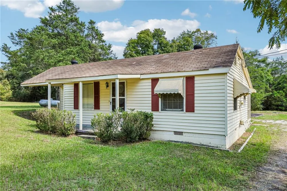 8799 Pleasant Hill Road Lithonia, GA 30058