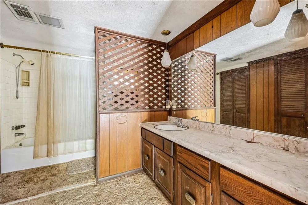 8799 Pleasant Hill Road Lithonia, GA 30058