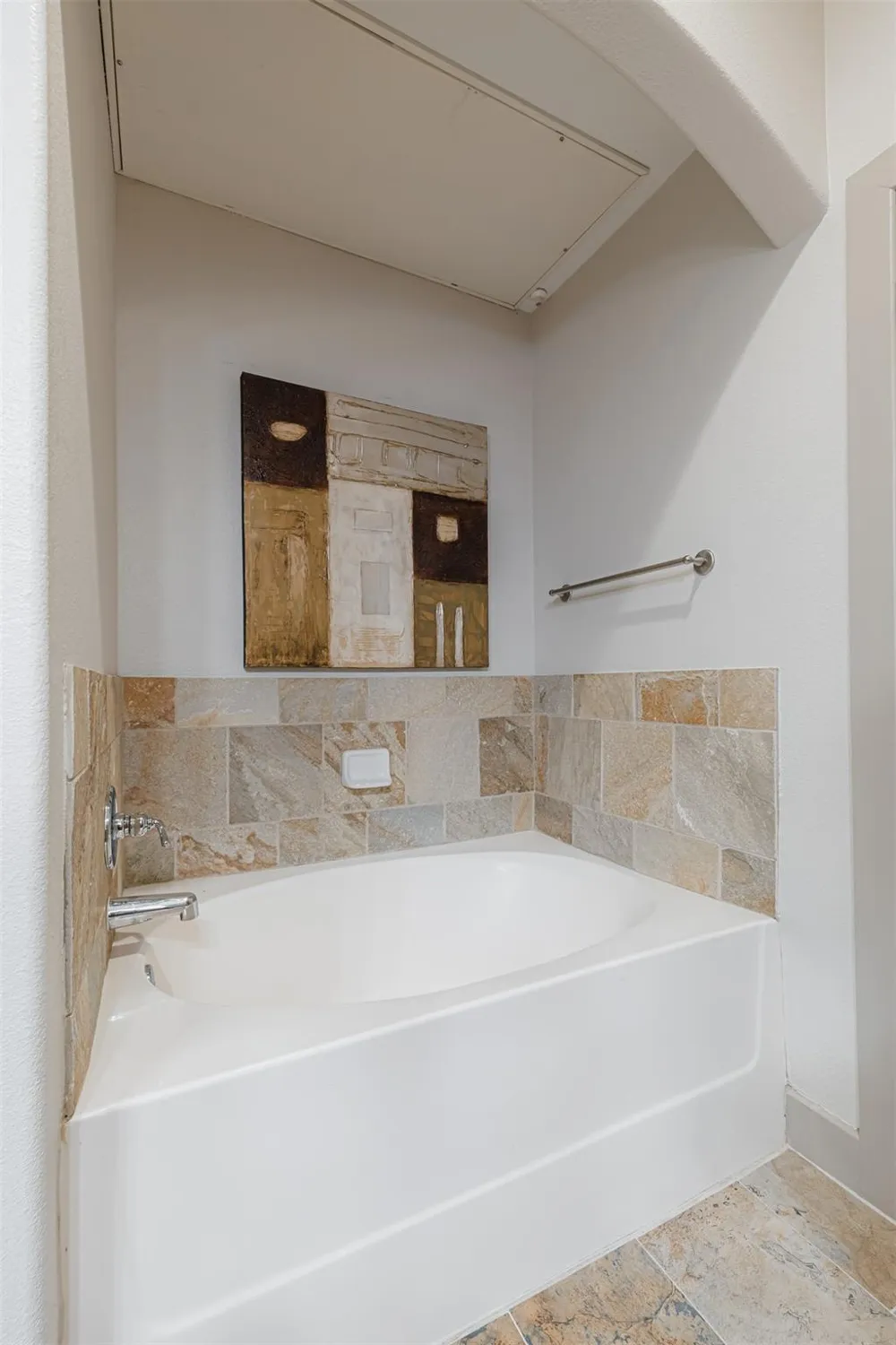 1901 Post Oak Boulevard #1219 Houston, TX 77056