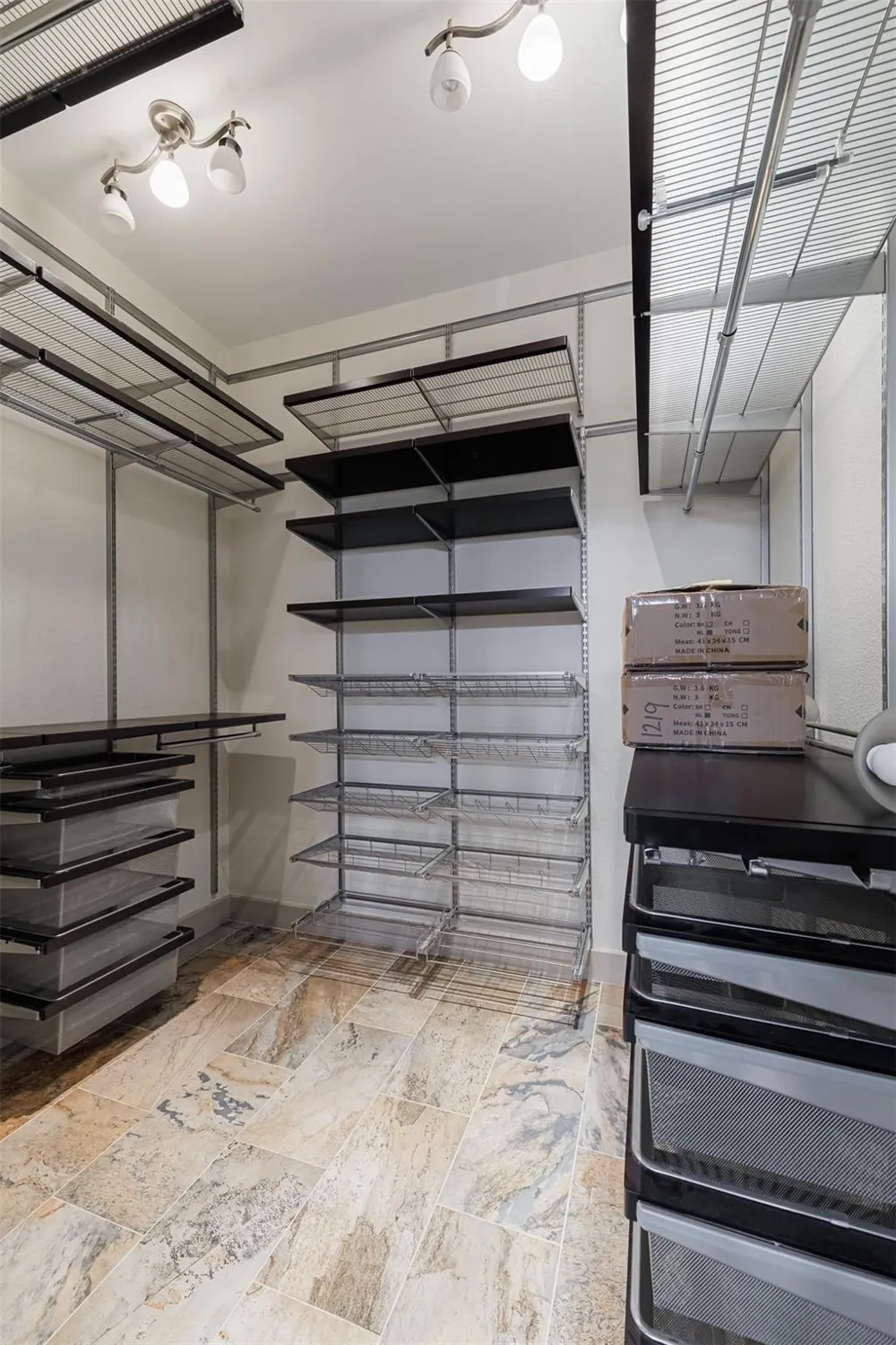 1901 Post Oak Boulevard #1219 Houston, TX 77056