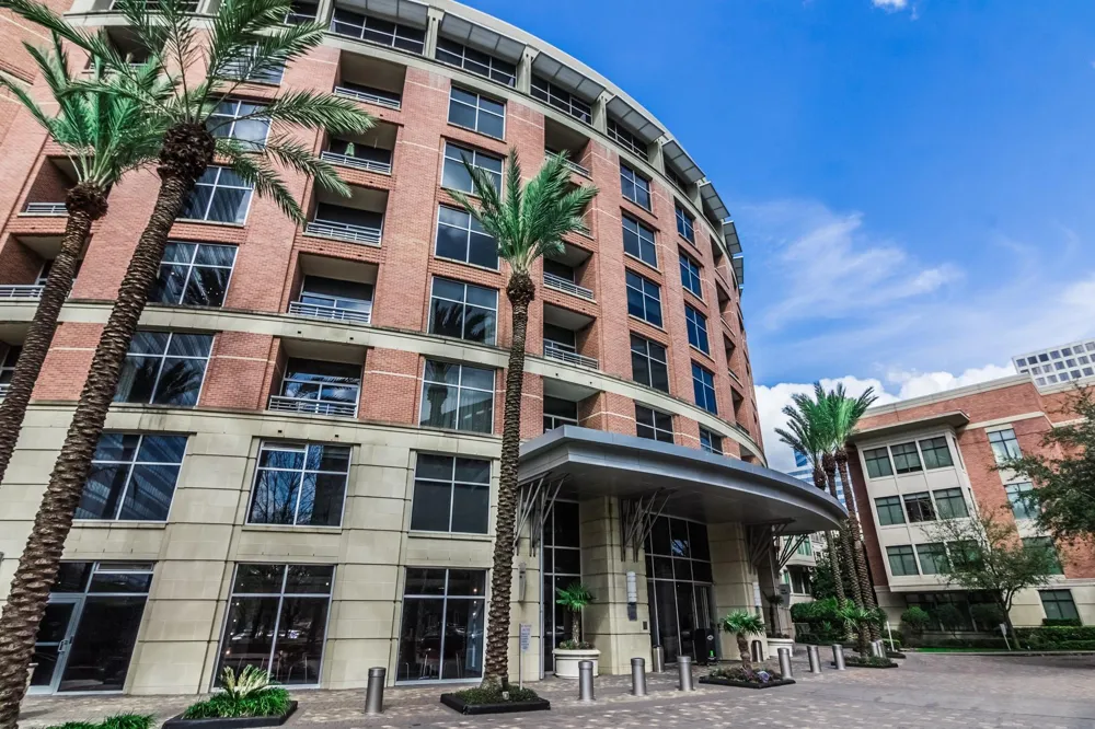 1901 Post Oak Boulevard #1219 Houston, TX 77056