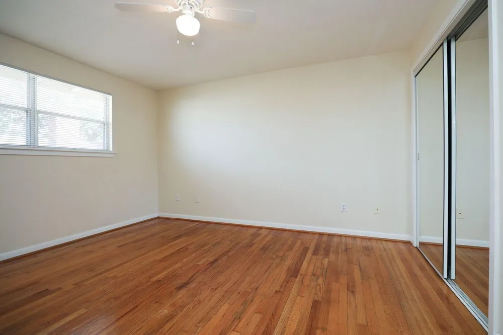 1620 Hawthorne Street #1 Houston, TX 77006
