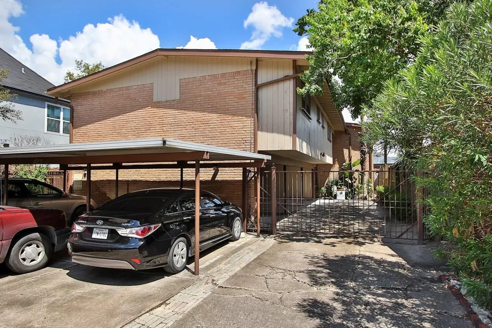 1620 Hawthorne Street #1 Houston, TX 77006