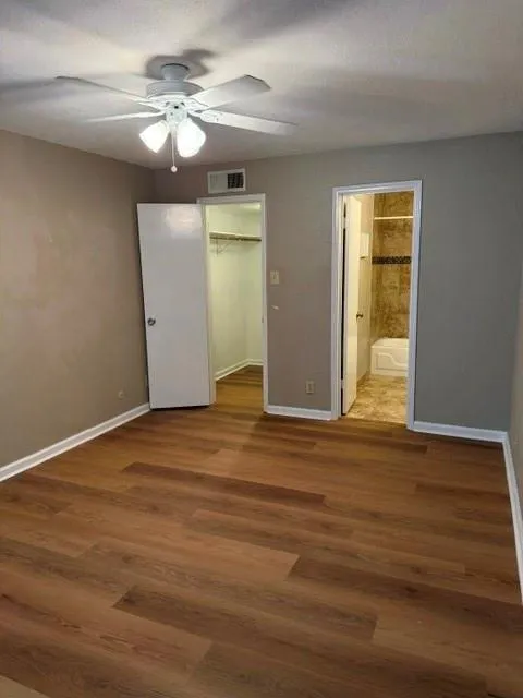 9700 Leawood Boulevard #1704 Houston, TX 77099