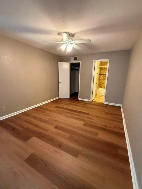 9700 Leawood Boulevard #1704 Houston, TX 77099