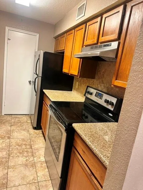 9700 Leawood Boulevard #1704 Houston, TX 77099