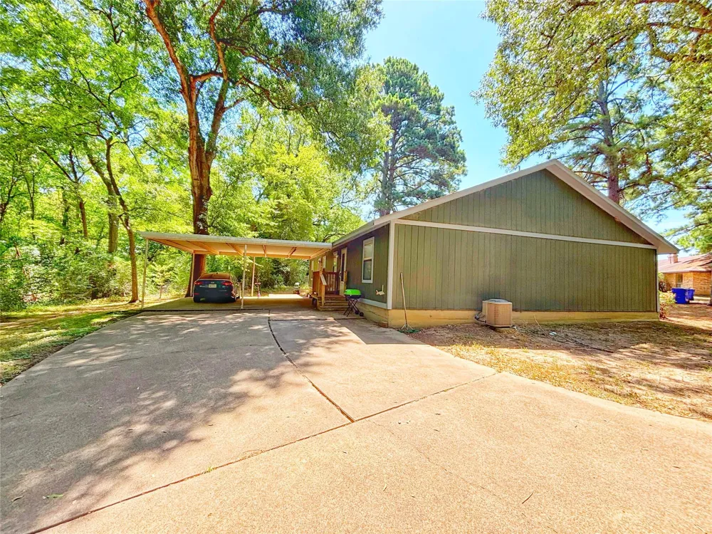 114 Woodland Circle Crockett, TX 75835