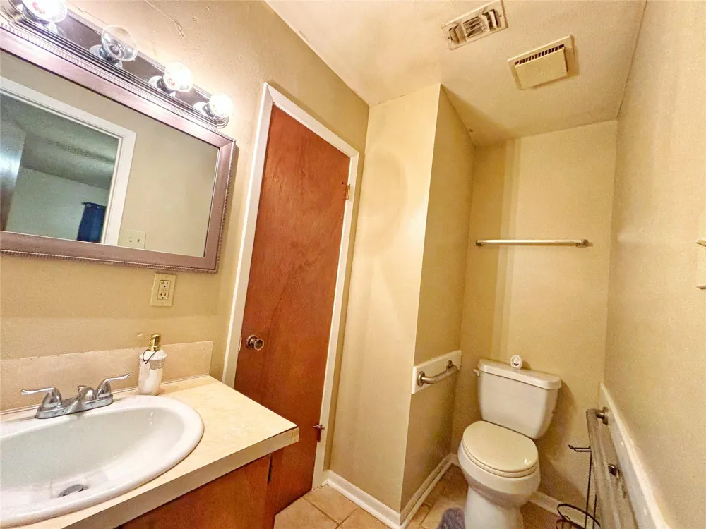 114 Woodland Circle Crockett, TX 75835