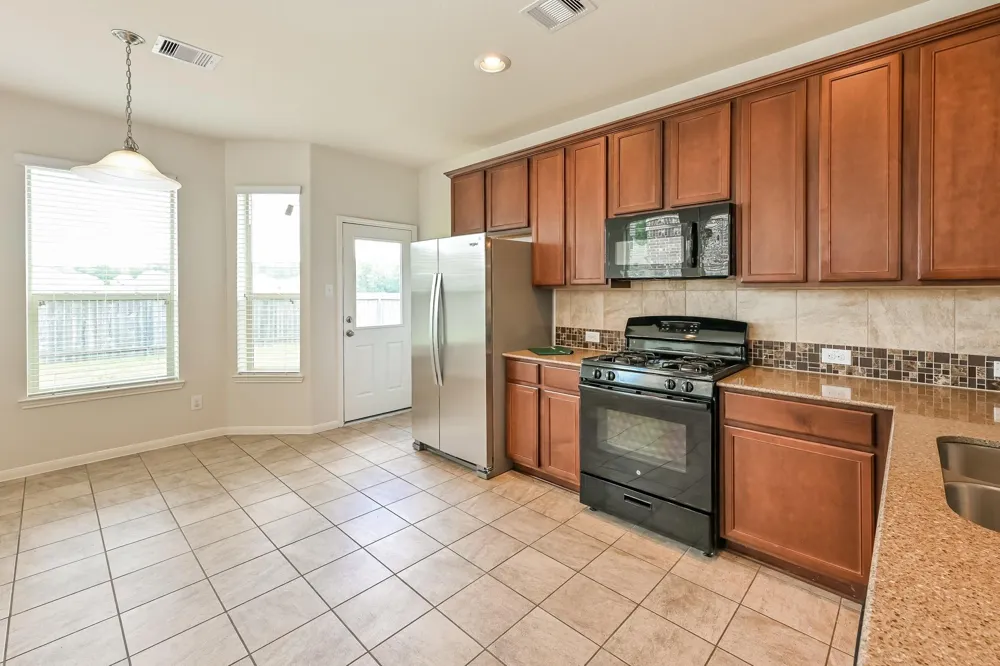 30114 E Sapling Oaks Place Magnolia, TX 77355