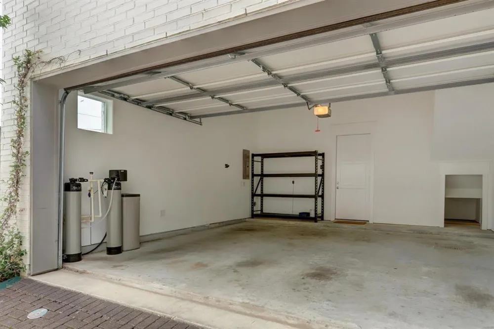 1211 Hickory Street #A Houston, TX 77007