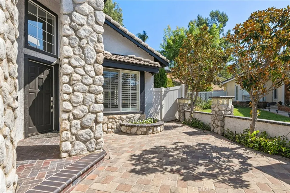 1251 Oakcrest Circle Corona, CA 92882
