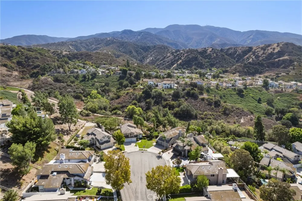 1251 Oakcrest Circle Corona, CA 92882