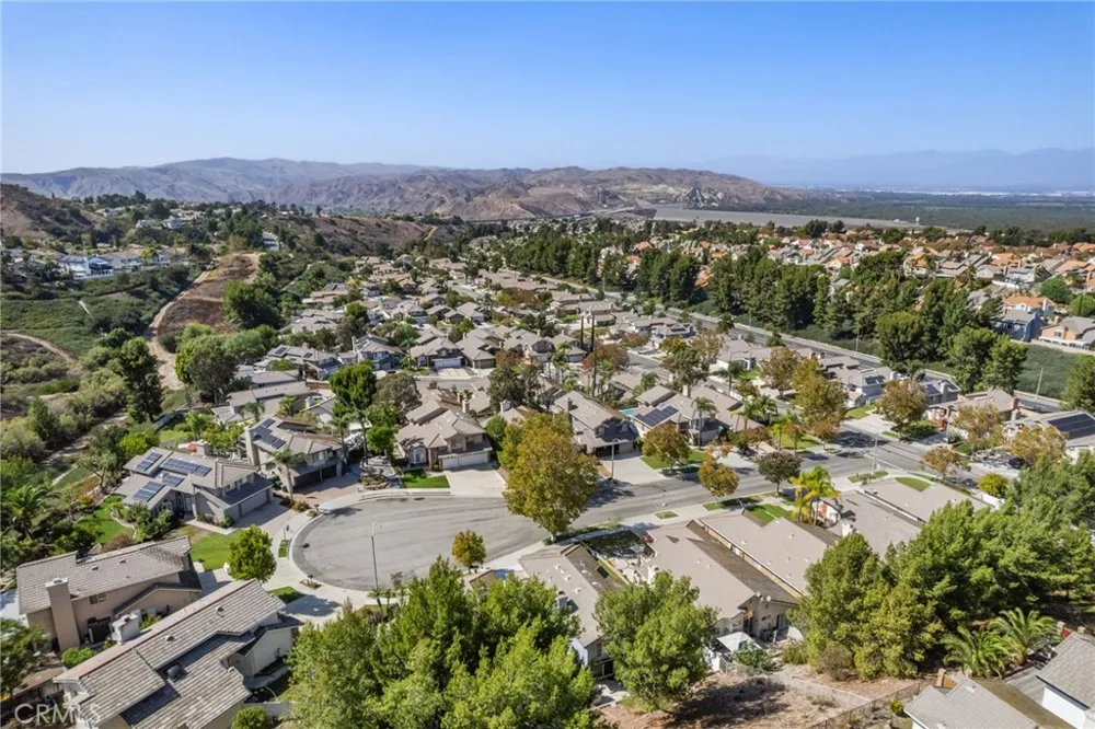 1251 Oakcrest Circle Corona, CA 92882