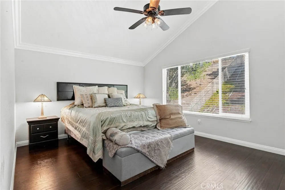 1251 Oakcrest Circle Corona, CA 92882
