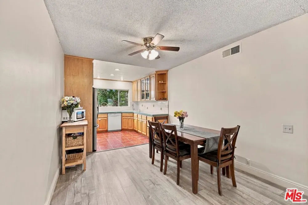 3166 S Sepulveda Boulevard #6 Los Angeles, CA 90034