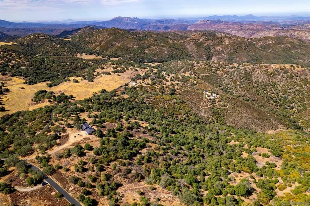 Black Oak Ln Julian, CA 92036