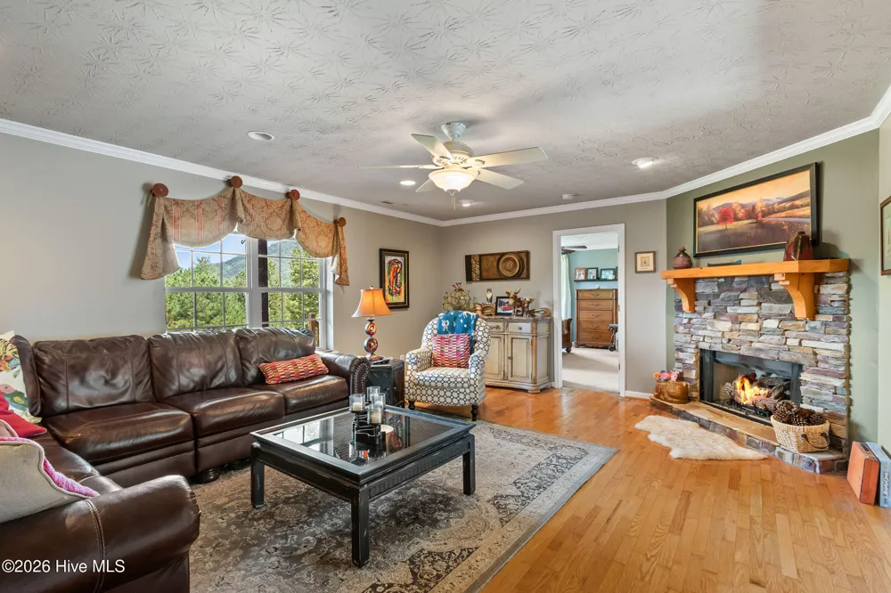 138 Foothill Estates Lane Murphy, NC 28906