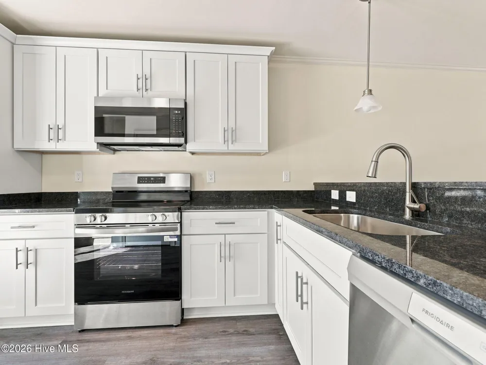 400 Boyington Place Road Midway Park, NC 28544