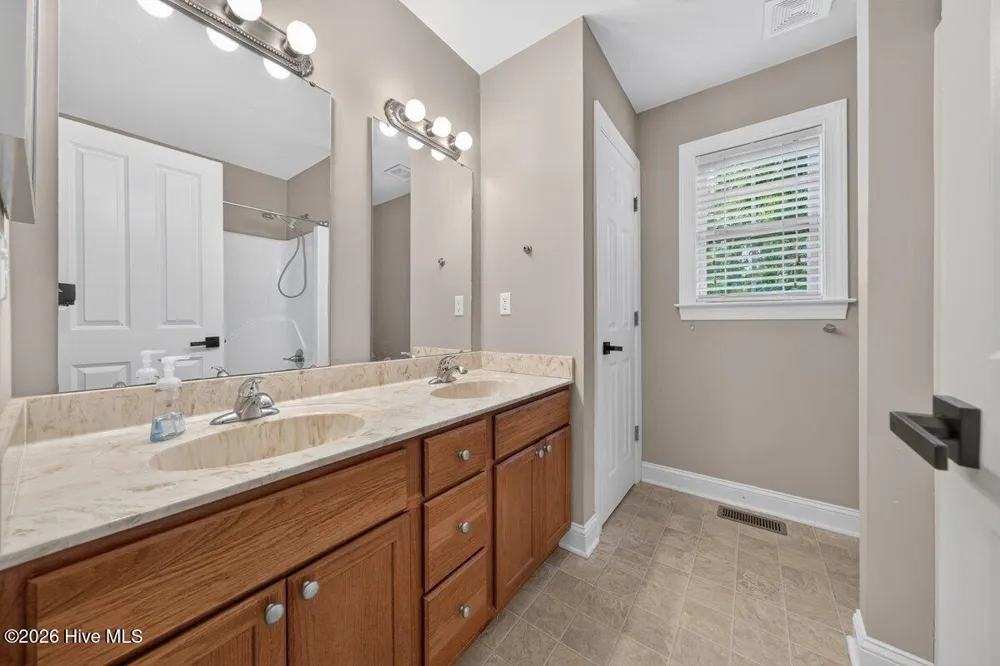 204 Simbelyn Drive Nashville, NC 27856