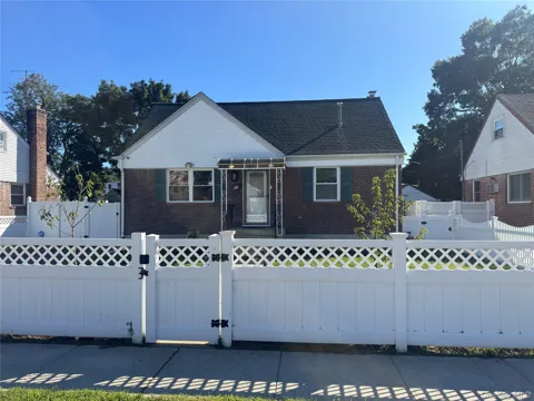 26 Circle Drive