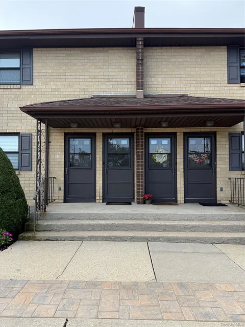 723 Wantagh Avenue