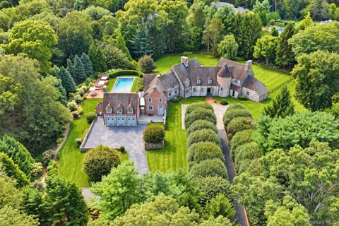 3 White Hill Road