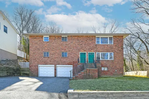 8 Harbor Hill Road #2nd Floor