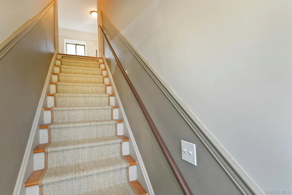 8 Harbor Hill Road #2nd Floor Glen Cove, NY 11542