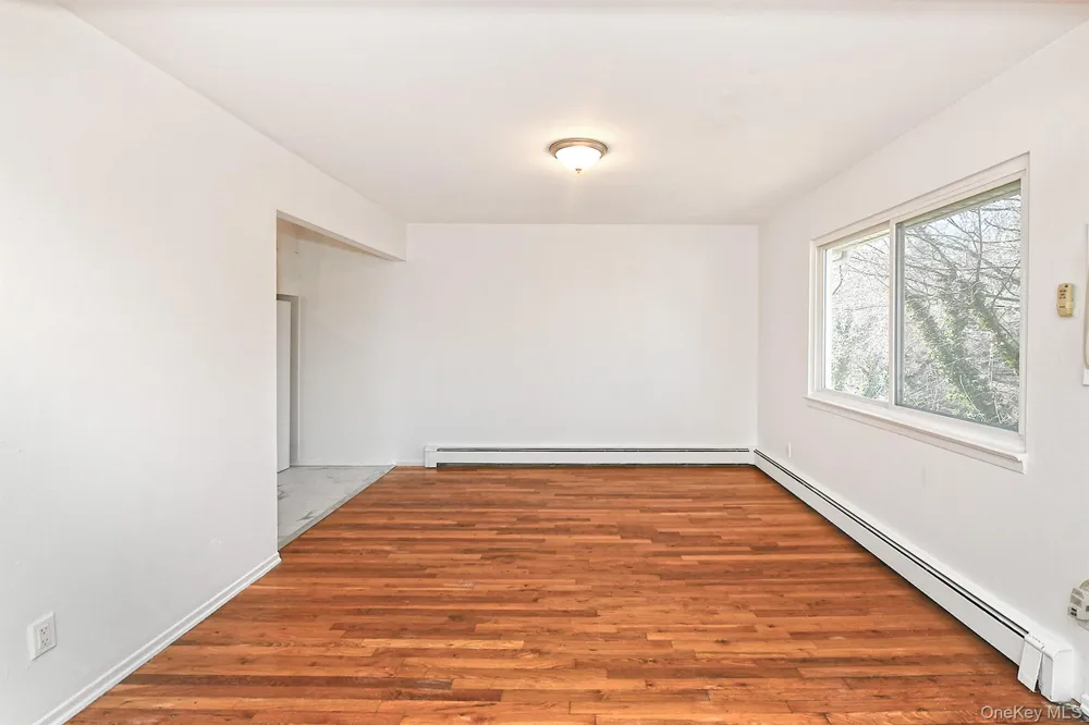 8 Harbor Hill Road #2nd Floor Glen Cove, NY 11542