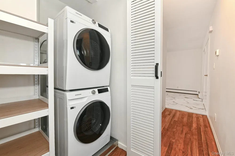 8 Harbor Hill Road #2nd Floor Glen Cove, NY 11542