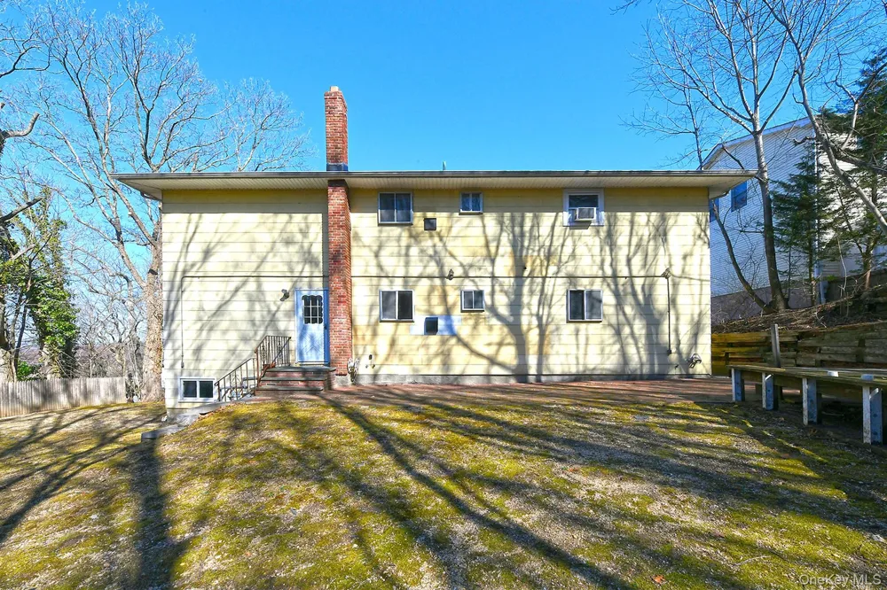 8 Harbor Hill Road #2nd Floor Glen Cove, NY 11542