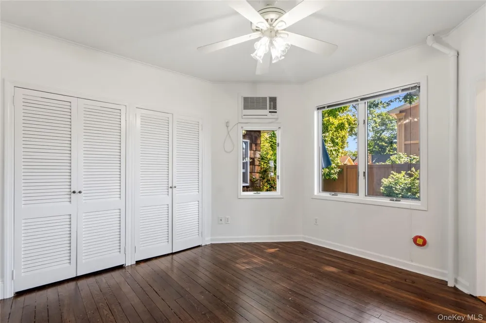 120 S High Street Lindenhurst, NY 11757