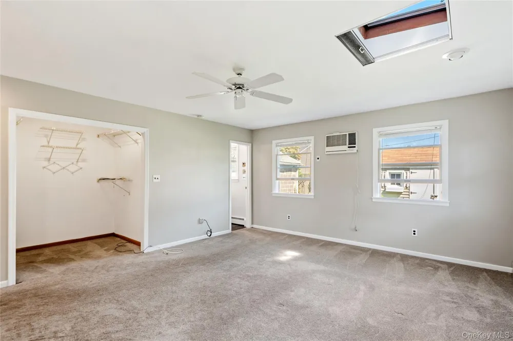 120 S High Street Lindenhurst, NY 11757