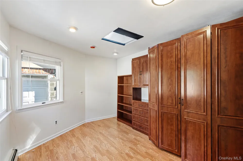 120 S High Street Lindenhurst, NY 11757