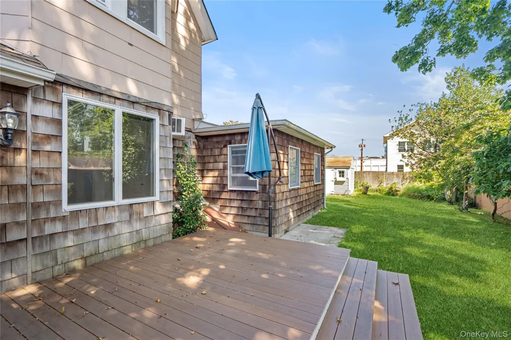 120 S High Street Lindenhurst, NY 11757