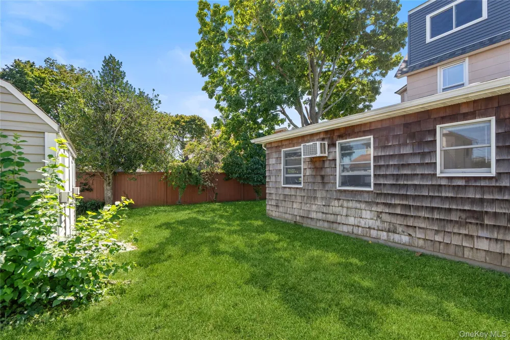 120 S High Street Lindenhurst, NY 11757