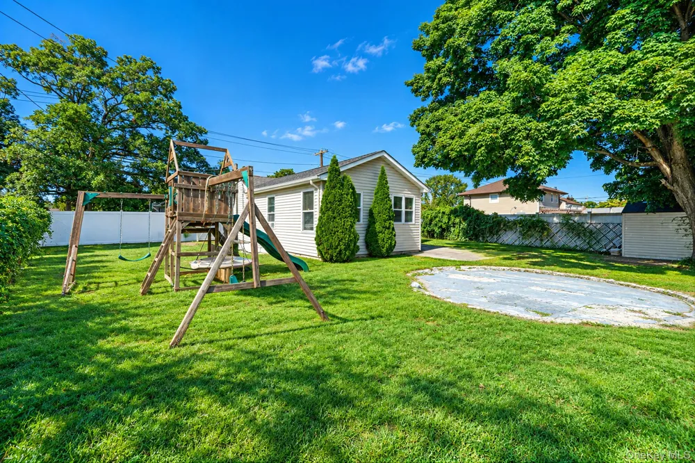 370 Grand Boulevard Deer Park, NY 11729