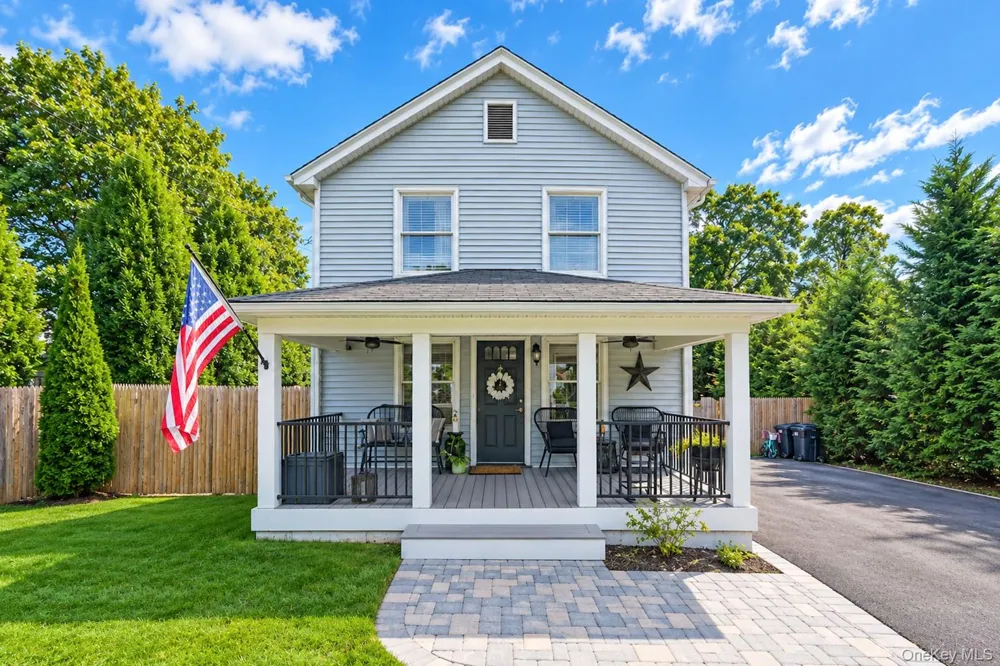 9 Jennings Avenue Center Moriches, NY 11934