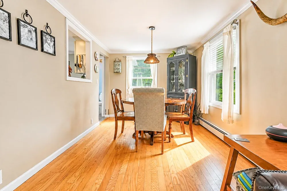 9 Jennings Avenue Center Moriches, NY 11934